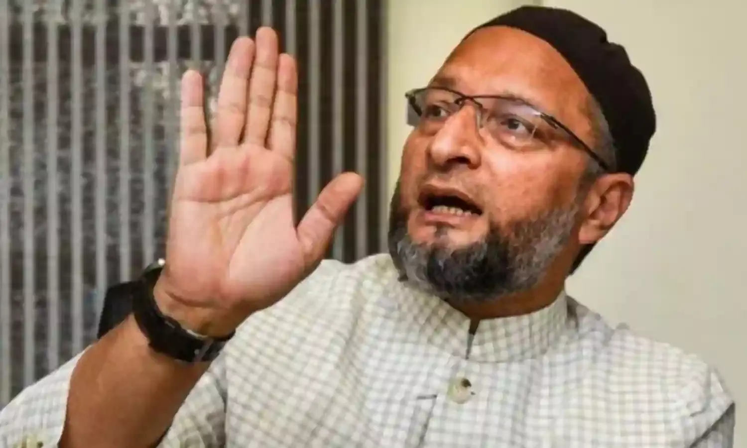 संभल में हुई हिंसा पर असदुद्दीन ओवैसी की आई प्रतिक्रिया, निष्पक्ष जांच की मांग की
