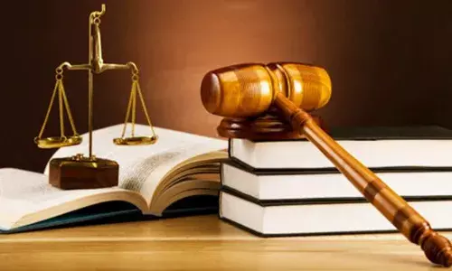 चौंकाने वाला खुलासा - पड़ोसी देश में मिल रही फांसी, यहां निलंबन से भी दूर हैं भ्रष्ट !