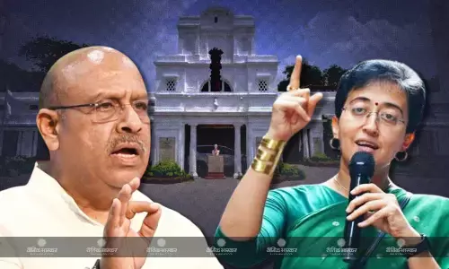 बीजेपी-आप नेताओं का आरोप -प्रत्यारोप, सीएम आतिशी का नेता प्रतिपक्ष को अनूठा चुनावी ऑफर बीजेपी-आप नेताओं का आरोप -प्रत्यारोप, सीएम आतिशी का नेता प्रतिपक्ष को अनूठा चुनावी ऑफर