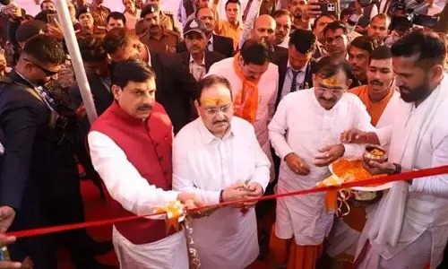 श्रीमहाकालेश्वर मंदिर में वैदिक ऋचाओं की गूँज के साथ केंद्रीय मंत्री नड्डा और मुख्यमंत्री डॉ. यादव ने किया लड्डू प्रसाद वेंडिंग एटीएम का शुभारंभ श्रीमहाकालेश्वर मंदिर में वैदिक ऋचाओं की गूँज के साथ केंद्रीय मंत्री नड्डा और मुख्यमंत्री डॉ. यादव ने किया लड्डू प्रसाद वेंडिंग एटीएम का शुभारंभ