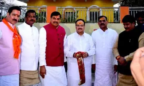 केंद्रीय मंत्री नड्डा और मुख्यमंत्री मोहन यादव ने किया वैदिक घड़ी का अवलोकन