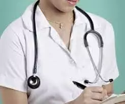 मनपा अस्पतालों की सहायक नर्सों को पांच महीने से वेतन नहीं मनपा अस्पतालों की सहायक नर्सों को पांच महीने से वेतन नहीं