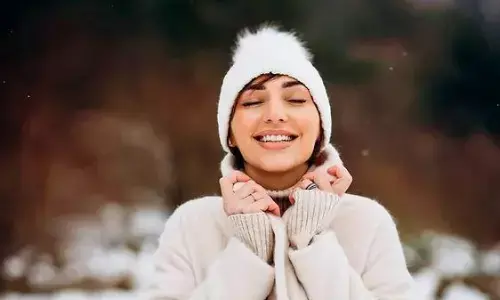 सर्दियों में आता है आलस, तो इन आसान टिप्स को फॉलो कर के रह सकते हैं आप भी हेल्दी एंड क्लीन सर्दियों में आता है आलस, तो इन आसान टिप्स को फॉलो कर के रह सकते हैं आप भी हेल्दी एंड क्लीन