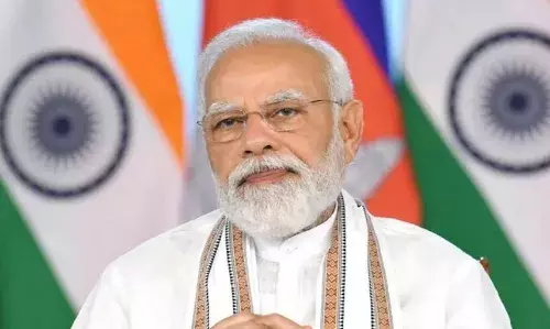 पीएम मोदी के काफिले को बम से उड़ाने की धमकी! जांच में जुटी मुंबई पुलिस की टीम पीएम मोदी के काफिले को बम से उड़ाने की धमकी! जांच में जुटी मुंबई पुलिस की टीम