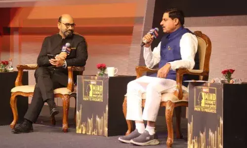 निवेश वृद्धि से रोजगार के अवसर बढ़ाकर युवाओं, महिलाओं, किसानों का जीवन बदलना हमारी प्राथमिकता, इसमें सफलता भी मिल रही- मुख्यमंत्री मोहन यादव निवेश वृद्धि से रोजगार के अवसर बढ़ाकर युवाओं, महिलाओं, किसानों का जीवन बदलना हमारी प्राथमिकता, इसमें सफलता भी मिल रही- मुख्यमंत्री मोहन यादव