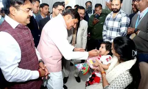 मुख्यमंत्री ने बच्चों को पल्स पोलियो की दवा पिलाकर शुरू किया अभियान
