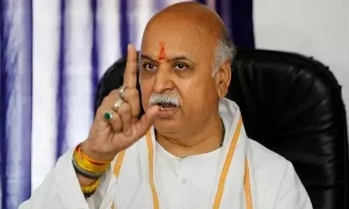 हिंदुओं पर हमले और मंदिरों को तोड़ने वाली घटनाएं पर बोले वीएचपी प्रमुख, भारत सरकार को अब निर्णायक...