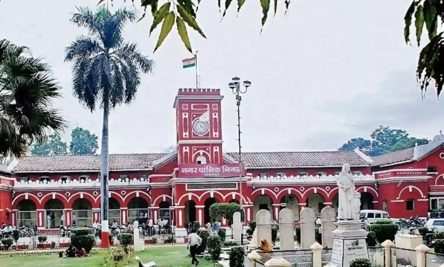 लाभ लेने शिविरों में पहुँचे सैकड़ों हितग्राही