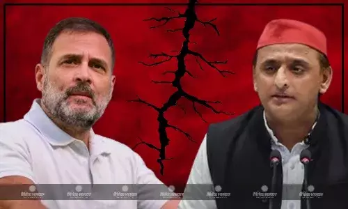इंडिया गठबंधन के बीच आ रही है दूरियां? कांग्रेस के कुछ फैसले से सपा नाराज, क्या यूपी चुनाव में दिखेगा साथ?