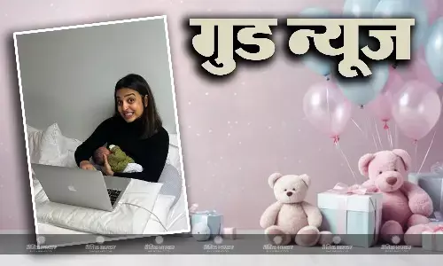 शादी के 12 साल बाद मां बनीं राधिका आप्टे, एक्ट्रेस ने बेटी को दिया जन्म, ब्रेस्ट फीड कराते हुए पोस्ट की तस्वीर शादी के 12 साल बाद मां बनीं राधिका आप्टे, एक्ट्रेस ने बेटी को दिया जन्म, ब्रेस्ट फीड कराते हुए पोस्ट की तस्वीर