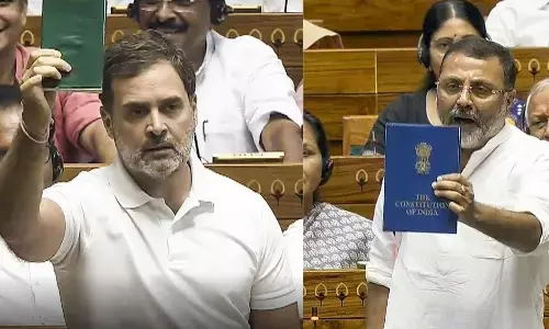 कभी-कभी पैदा होता है सावरकर जैसा सपूत..., इंदिरा गांधी के बयान का जिक्र कर बीजेपी ने किया राहुल गांधी पर पलटवार कभी-कभी पैदा होता है सावरकर जैसा सपूत..., इंदिरा गांधी के बयान का जिक्र कर बीजेपी ने किया राहुल गांधी पर पलटवार