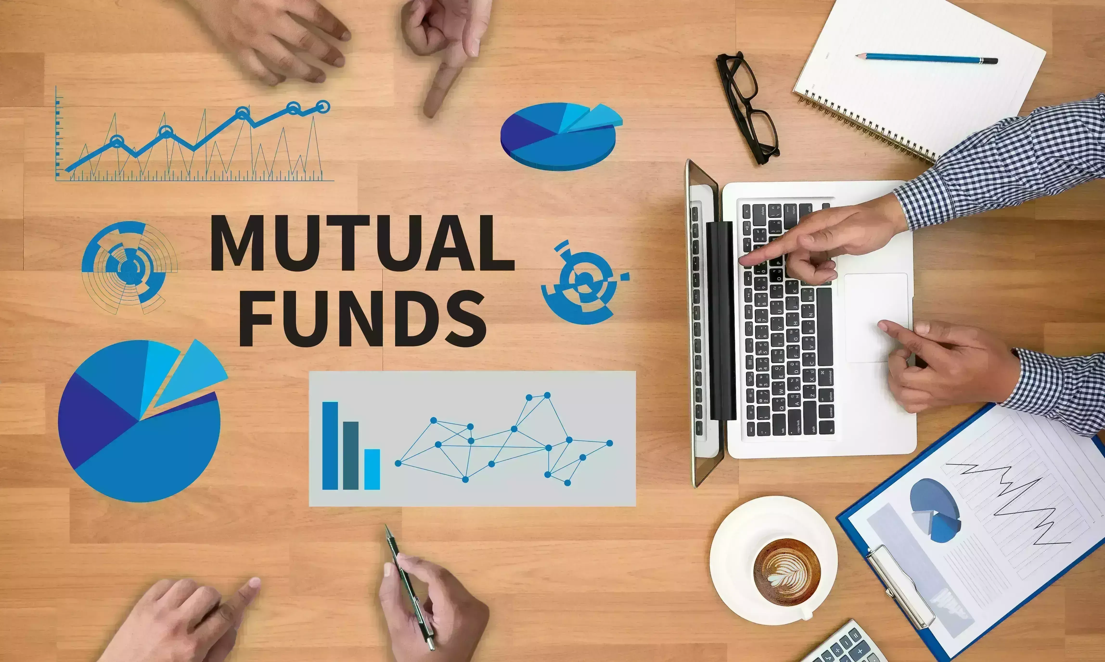 निवेशकों में हाइब्रिड फंड का बढ़ रहा क्रेज, नवंबर में 4,129 करोड़ रुपये का आया निवेश