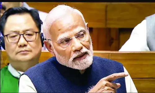 संविधान संशोधन को लेकर लोकसभा में बोले पीएम मोदी, कहा - हमने देश की अखंडता के लिए संविधान बदला, लेकिन कांग्रेस ने...
