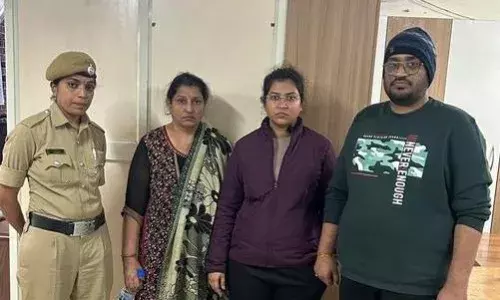 बेंगलुरु पुलिस ने उठाया बड़ा कदम, आरोपी पत्नी-सास और साले को किया गिरफ्तार बेंगलुरु पुलिस ने उठाया बड़ा कदम, आरोपी पत्नी-सास और साले को किया गिरफ्तार