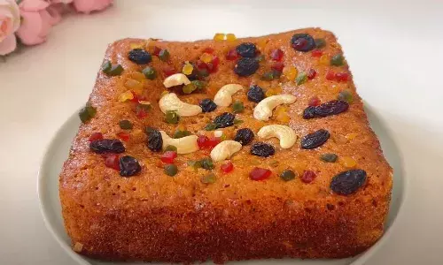 अब बनाएं बेकरी जैसा सॉफ्ट फ्रूट केक घर पर, क्रिसमस का मजा हो जाएगा दोगुना अब बनाएं बेकरी जैसा सॉफ्ट फ्रूट केक घर पर, क्रिसमस का मजा हो जाएगा दोगुना