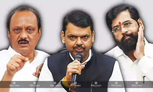 महायुति में विभागों का बंटवारा फाइनल! भाजपा के पास ही रहेगा गृह और राजस्व मंत्रालय, जानें शिवसेना और NCP को किन मंत्रालयों की मिल सकती है जिम्मेदारी महायुति में विभागों का बंटवारा फाइनल! भाजपा के पास ही रहेगा गृह और राजस्व मंत्रालय, जानें शिवसेना और NCP को किन मंत्रालयों की मिल सकती है जिम्मेदारी