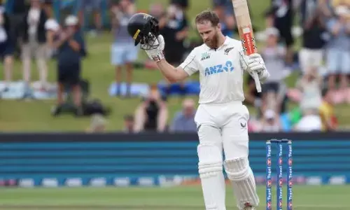 सचिन-ब्रैडमैन को पछाड़ केन विलियमसन बने ऐसा करने वाले पहले खिलाड़ी, इंग्लैड के खिलाफ जड़ा शतक