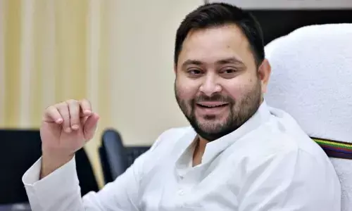 तेजस्वी यादव ने साधा केंद्र सरकार पर निशाना, कहा- बहुत जल्द वन नेशन वन लीडर की करेंगे बात