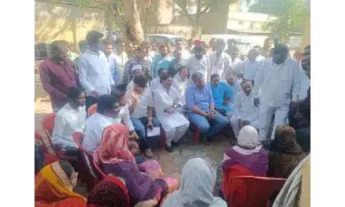 विधायक रोहित पवार ने कहा - सरपंच हत्याकांड में न्यायिक जांच होनी चाहिए विधायक रोहित पवार ने कहा - सरपंच हत्याकांड में न्यायिक जांच होनी चाहिए