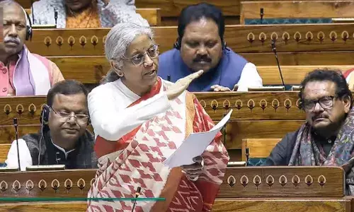 निर्मला सीतारमण ने ED की कार्रवाई का दिया लेखाजोखा, भगोड़े विजय माल्या-मेहुल और नीरव की संपत्ति बेचकर करोड़ों रुपयों की हुई वसूली निर्मला सीतारमण ने ED की कार्रवाई का दिया लेखाजोखा, भगोड़े विजय माल्या-मेहुल और नीरव की संपत्ति बेचकर करोड़ों रुपयों की हुई वसूली