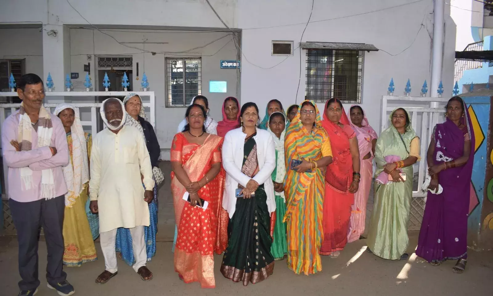 चौखड़ा में पानी को तरसे रहवासी, अब जनसुनवाई में पहुंचकर लगाई गुहार