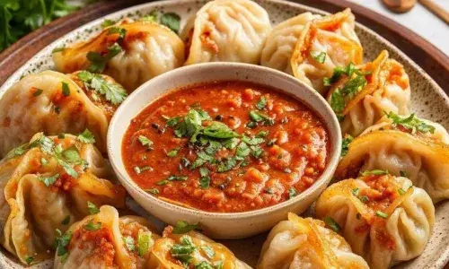 सर्द में गर्मा-गरम मोमो तैयार करें झटपट, इस आसान टिप्स के साथ, गेस्ट करेंगे टेस्ट की तारीफ