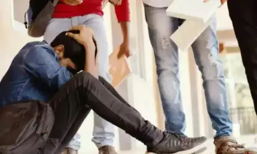 सीनियर नशे में जूनियर छात्रों को बेरहमी से पीटते हैं, पीड़ित स्टूडेंट ने सोशल मीडिया पर बयां किया दर्द सीनियर नशे में जूनियर छात्रों को बेरहमी से पीटते हैं, पीड़ित स्टूडेंट ने सोशल मीडिया पर बयां किया दर्द