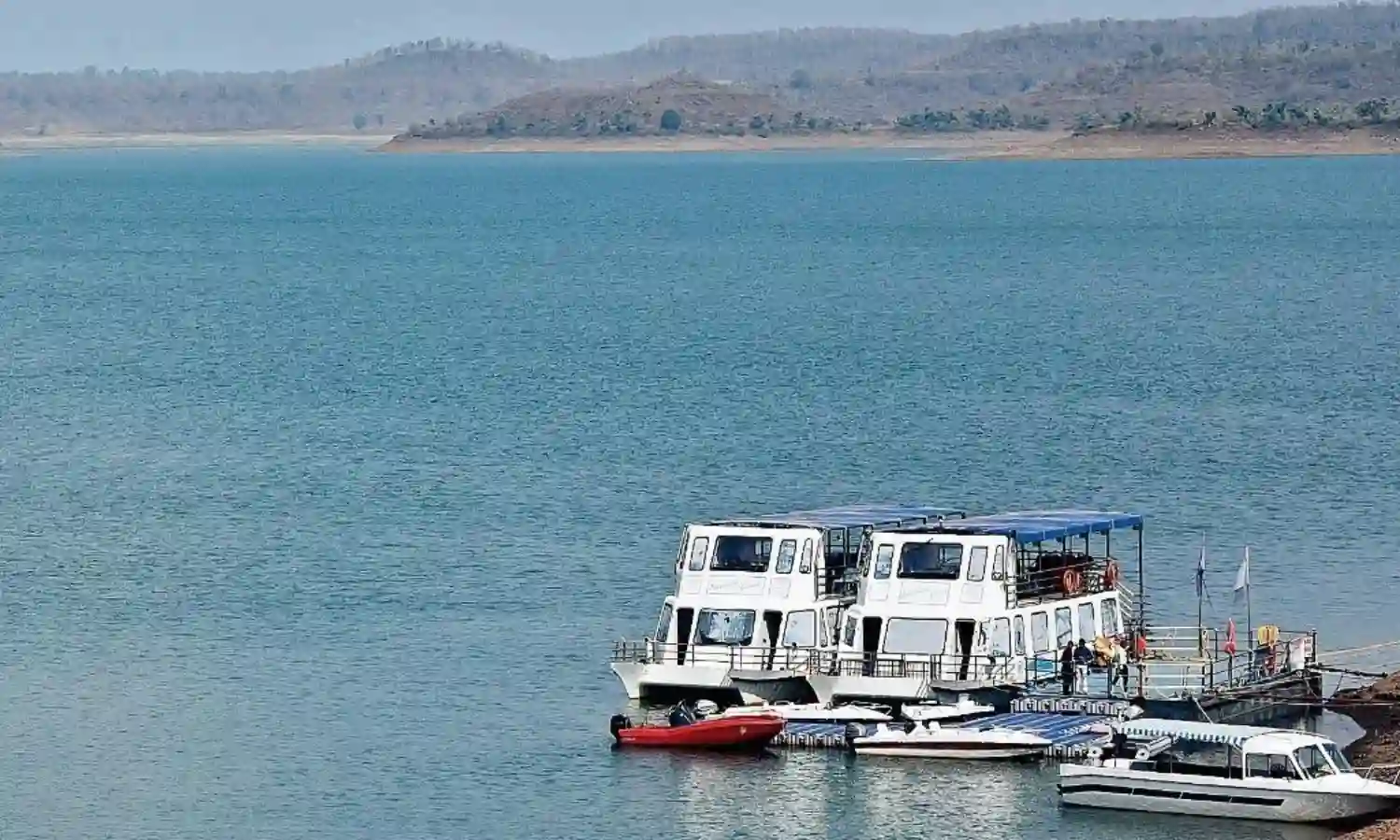 नेशनल पार्कों के साथ भा रहा धुआँधार का वॉटर फॉल और बरगी डैम का क्रूज
