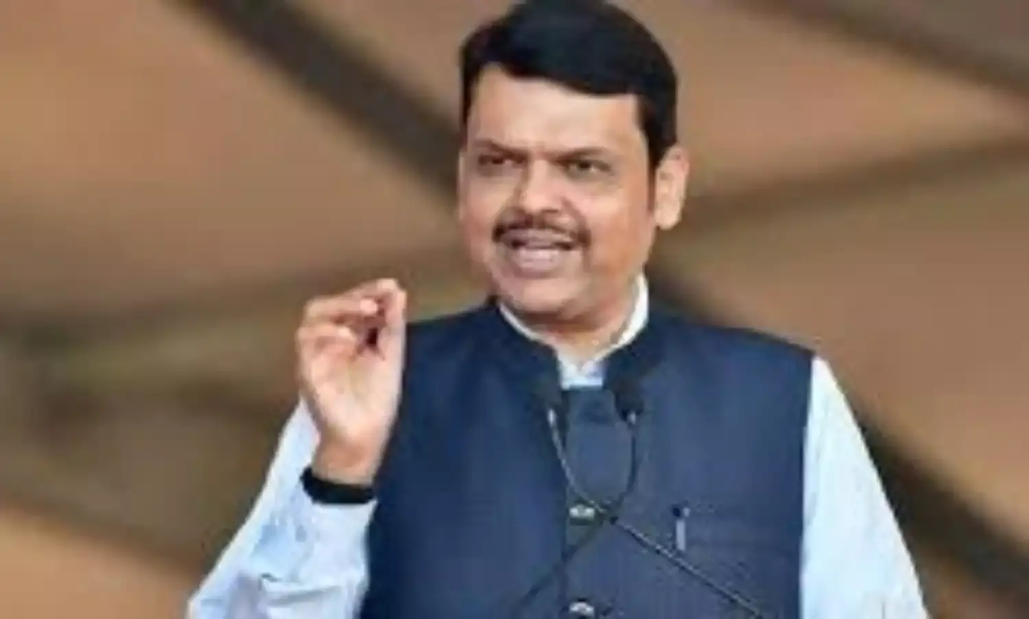 नागपुर विधान भवन में बढ़ती भीड़ पर मुख्यमंत्री फडणवीस की नसीहत का कोई असर नहीं