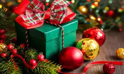 इस क्रिसमस बच्चों को करें अपने हाथों से डीआईवाई गिफ्ट्स बनाने के लिए अप्रोच, क्रिएटिव एक्टिविटी के साथ बिताएं उनके साथ समय