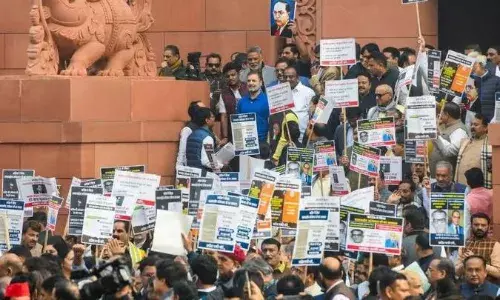 संसद परिसर में धक्का-मुक्की मामले की जांच करेगी क्राइम ब्रांच, दिल्ली पुलिस ने दी जानकारी