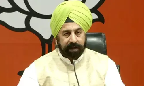  वे खुद को बाबा साहब अंबेडकर से बड़ा मान रहे, बीजेपी नेता आरपी सिंह ने केजरीवाल पर साधा निशाना