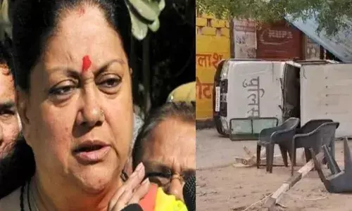 हादसे की चपेट में आया वसुंधरा राजे का काफिला, रास्ते में पलटी पुलिस की गाड़ी, 5 पुलिसकर्मी घायल