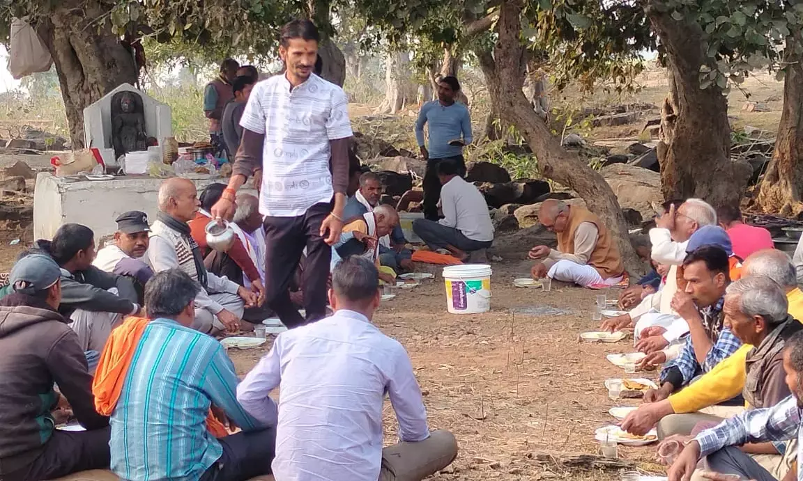 श्री सीताराम प्रभातफेरी की २५वीं वर्षगांठ पर आयोजित हुआ भण्डारा