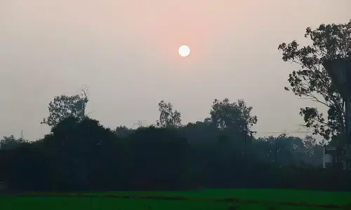 पश्चिमी विक्षोभ से बदला मौसम, बारिश के आसार पश्चिमी विक्षोभ से बदला मौसम, बारिश के आसार