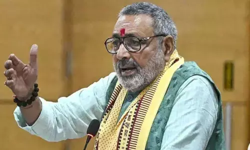 कांग्रेस खानदान को माफी मांगनी चाहिए, केंद्रीय मंत्री गिरिराज सिंह ने दिया बड़ा बयान कांग्रेस खानदान को माफी मांगनी चाहिए, केंद्रीय मंत्री गिरिराज सिंह ने दिया बड़ा बयान