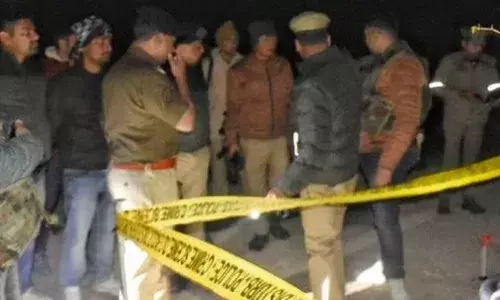 उत्तरप्रदेश के लखनऊ में इंडियन ओवरसीज बैंक लूटने वाले दूसरे आरोपी को पुलिस ने एनकाउंटर में मार गिराया