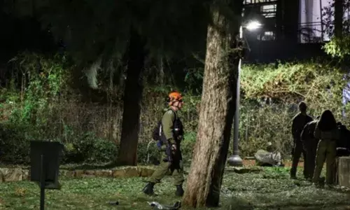 इजरायल ने नाकाम किया हूतियों का हमला, आईडीएफ ने हवा में मार गिराई बैलिस्टिक मिसाइल इजरायल ने नाकाम किया हूतियों का हमला, आईडीएफ ने हवा में मार गिराई बैलिस्टिक मिसाइल