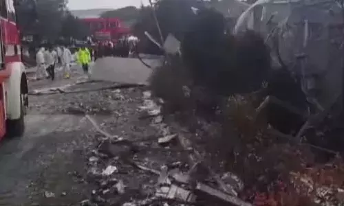 तुर्की के एक विस्फोटक फैक्ट्री में हुए धमाके की वजह से 11 लोगों की गई जान, 4 लोग हुए घायल, जख्मी लोगों से मिलने अस्पताल पहुंचे गृह मंत्री अली येरलिकाया तुर्की के एक विस्फोटक फैक्ट्री में हुए धमाके की वजह से 11 लोगों की गई जान, 4 लोग हुए घायल, जख्मी लोगों से मिलने अस्पताल पहुंचे गृह मंत्री अली येरलिकाया