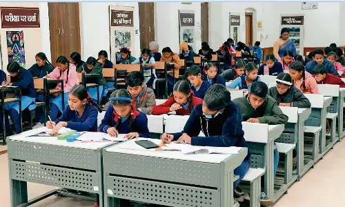 विद्यार्थियों ने ओलंपियाड के जरिए दिखाई प्रतिभा विद्यार्थियों ने ओलंपियाड के जरिए दिखाई प्रतिभा