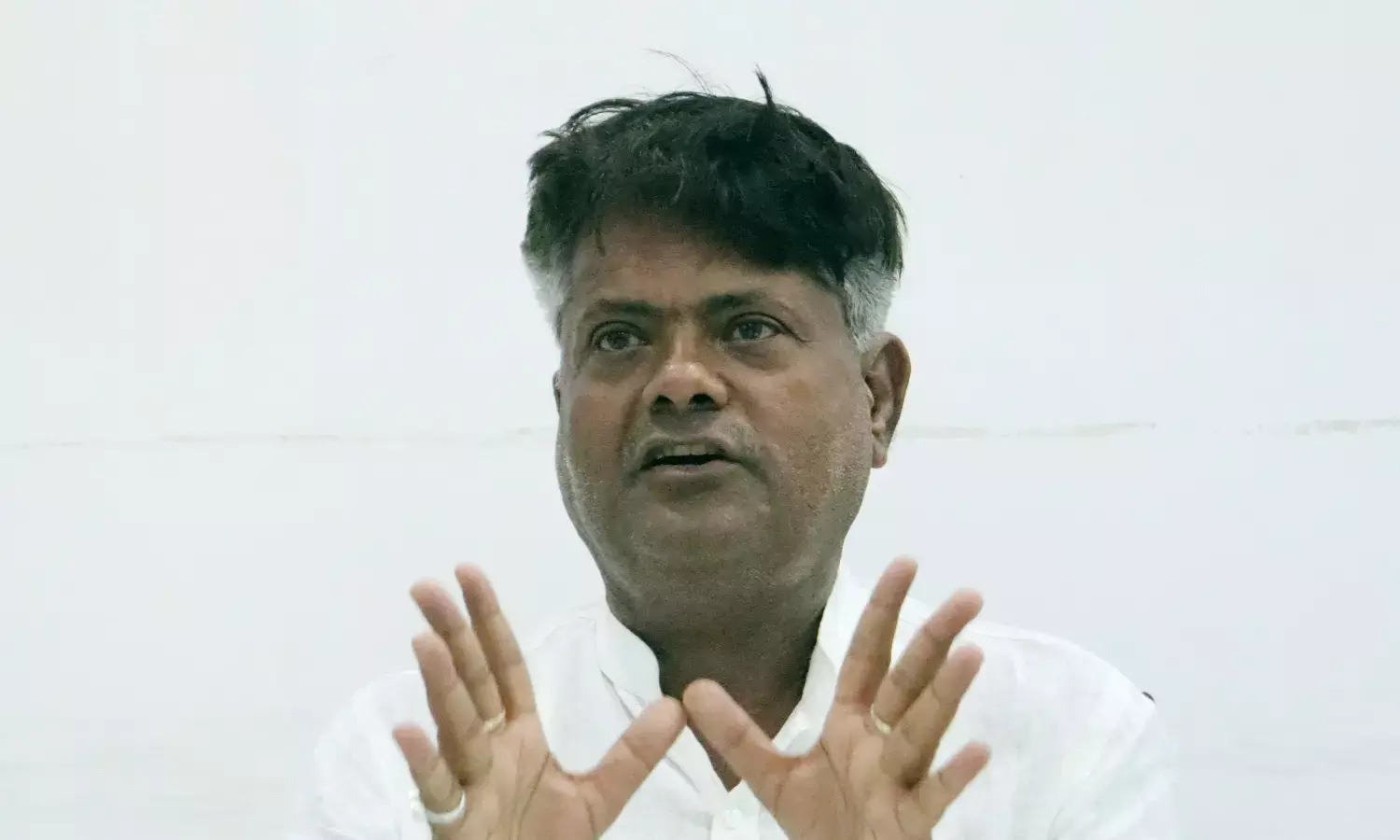 डॉ हिरालाल ने कहा - सिर्फ पेड़ लगाओं नहीं, पेड़ बचाओं की नीति जरुरी