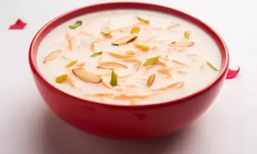 ठंड में बनाएं गरमा-गरम गाजर की खीर, जानें बनाने की विधि
