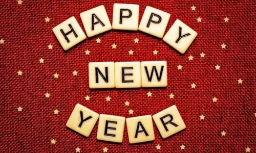 न्यू ईयर की पार्टी कर रहे हैं होस्ट, तो अपनाएं इन तरीकों को, पार्टी में लग जाएंगे चार चांद