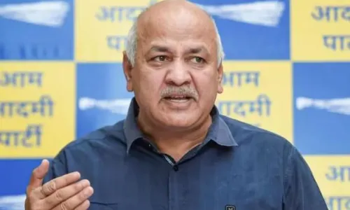आप नेता सिसोदिया ने जंगपुरा विधानसभा सीट से शिक्षा घोषणा पत्र जारी किया, बच्चों को बेहतर शिक्षा देने का किया वादा
