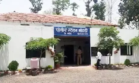 भंडारा में रेत तस्करों ने पुलिस कर्मियों पर किया ट्रैक्टर चढ़ाने का प्रयास