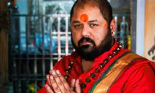 ये हिंदुओं को बहकाने की कोशिश, पुजारी ग्रंथी सम्मान योजना पर बोले महंत गौरव शर्मा