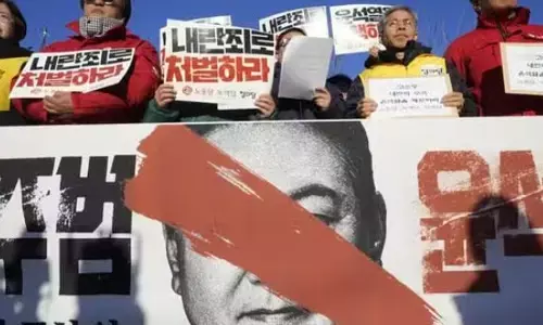 महाभियोग का सामना कर रहे राष्ट्रपति यून सुक योल गिरफ्तारी से बचें