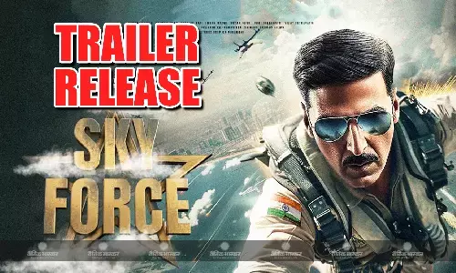 नए साल पर कमबैक करेंगे सुपरस्टार अक्षय कुमार! सामने आया देशभक्ति से भरा फिल्म स्काई फोर्स का ट्रेलर, सारा अली खान भी आईं नजर