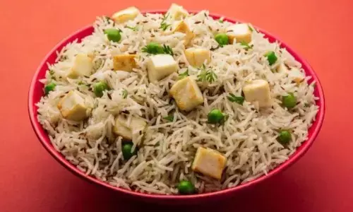 कुछ ही मिनटों में बनाएं स्वादिष्ट पनीर पुलाव, परिवार के लोग करते रह जाएंगे तारीफ