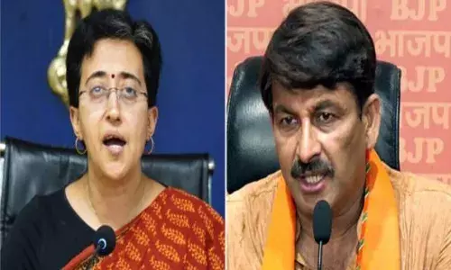 सीएम आवास पर मचा घमासान, आतिशी के दावे पर बोले मनोज तिवारी, वो मुद्दों से ध्यान भटका रहीं